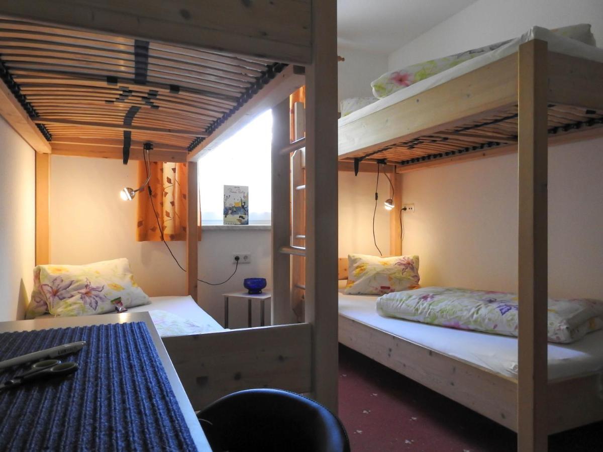 Ferienwohnung Julia Brixen im Thale Luaran gambar